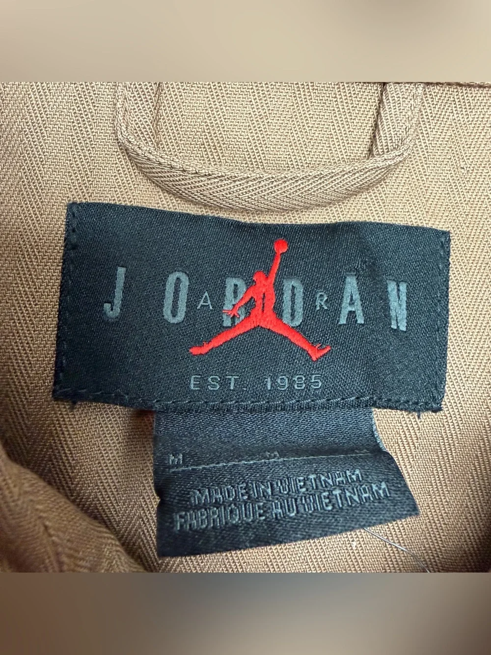 NEW Air Jordan Essentials Button Down‎ Long Sleeve Shirt